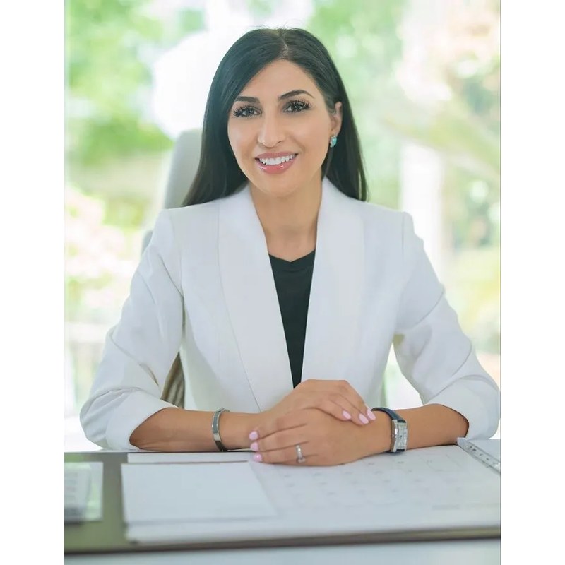 دکتر هما شاه اکبری
